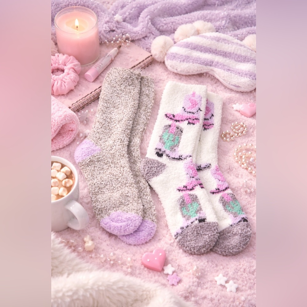 🧦💖 Stay Cozy Cowgirl Socks 💖🧦 - Picture 2 of 8